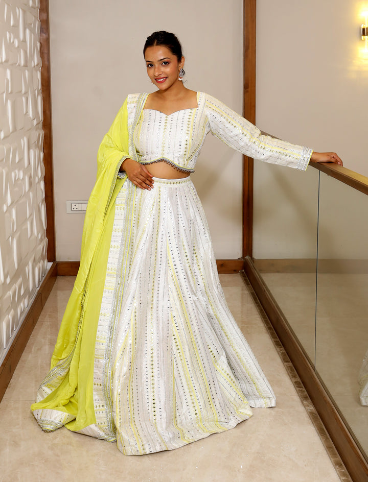 Vaarabella White Lehenga - Yellow Dupatta